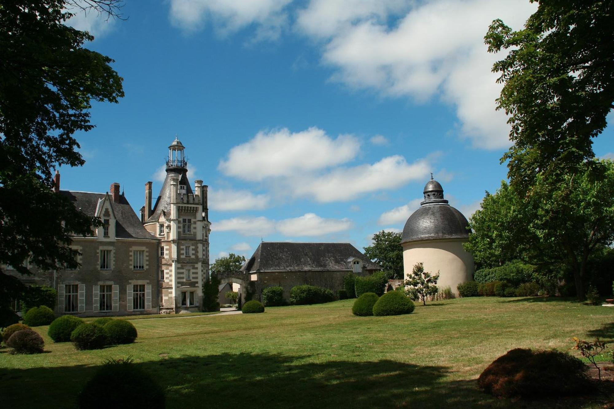 Chateau De Thouare Kültér fotó